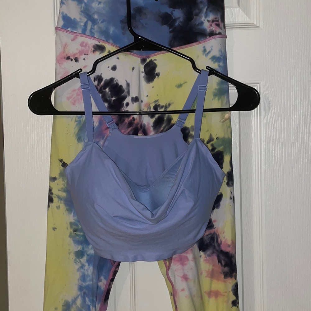 Barley worn balance sport bra!